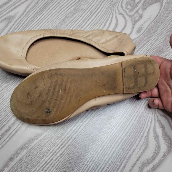 Torrid Tan Flats size 9 - Picture 5 of 6